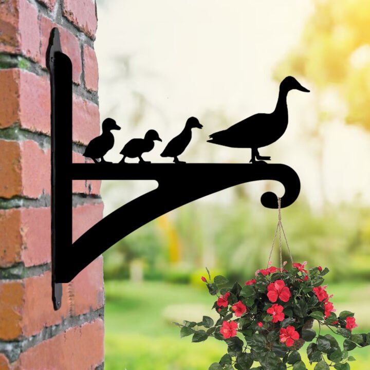 Hanging Basket Bracket Duck Family image 0