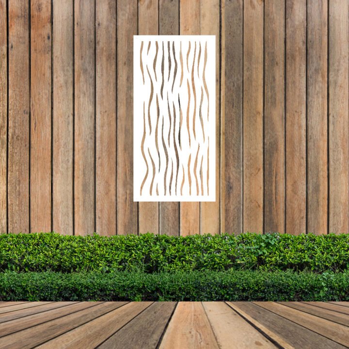 Metal Wall Art Hen Grass Screen image